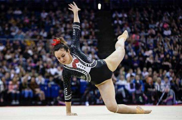 Gimnasta mexicana sorprende al ritmo de Coco