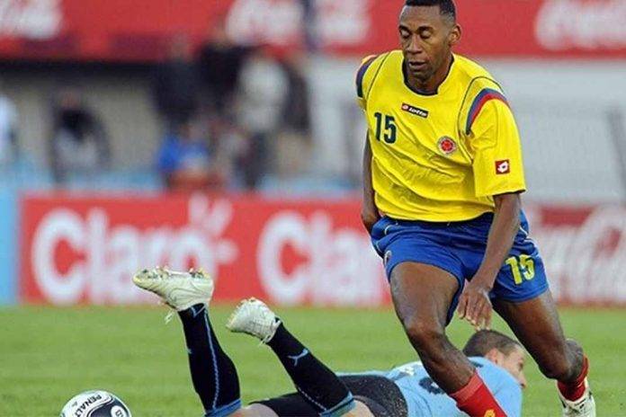 Detienen a exfutbolista colombiano por narcotráfico