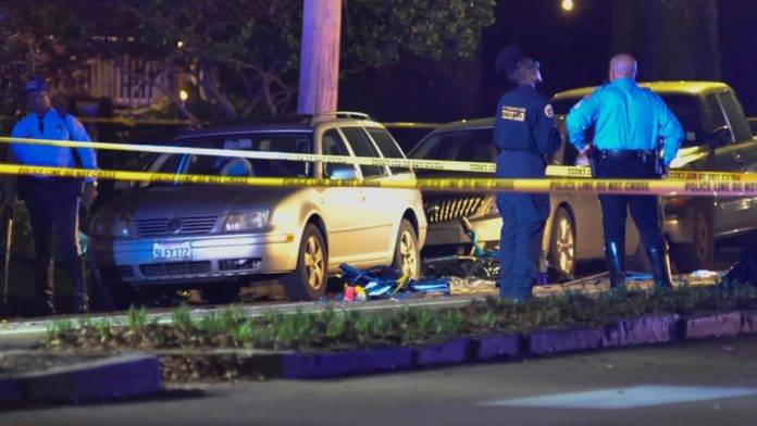 Vehículo arrolla y mata a dos personas en el carnaval de Nueva Orleáns