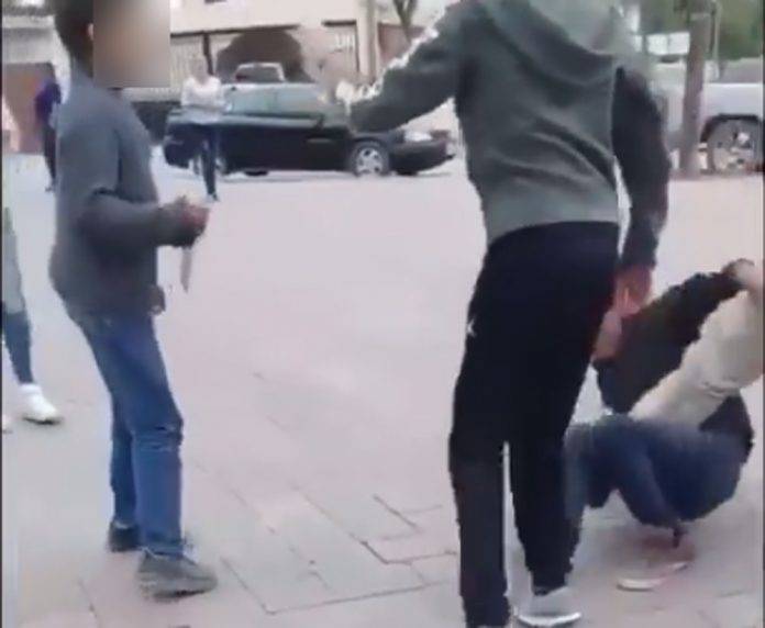 'Traía el cuchillo para matarte': chavito al intenta apuñalar a otro niño (video)