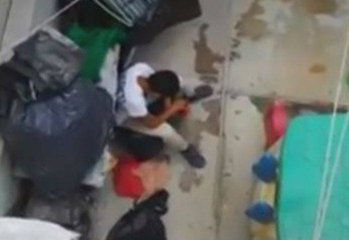 Rescatan a adolescente de 16 años que vivía maniatado y encadenado