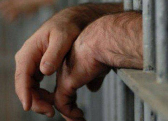 Sentenciado a 36 años de cárcel por abusar de cuatro menores