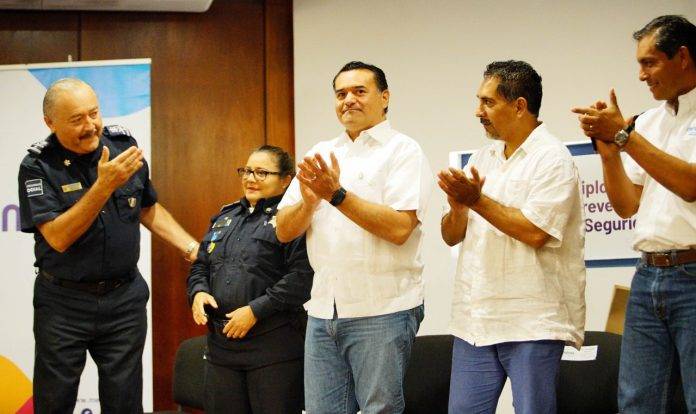 Reni preserva seguridad de Mérida