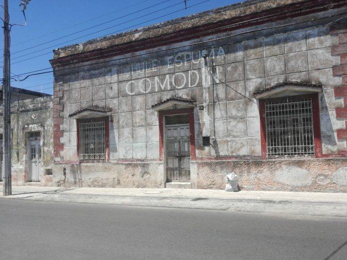 Escandalosas fiestas en el Centro para “fomentar el arte” 