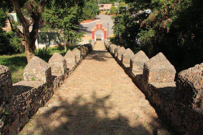 Enigmas: la leyenda de la Waaycán (hombre culebra)