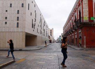 Sábado nublado por paso de Frente Frío 53 A pesar de que este día está nublado, se espera temperaturas de entre los 33 y 36 grados
