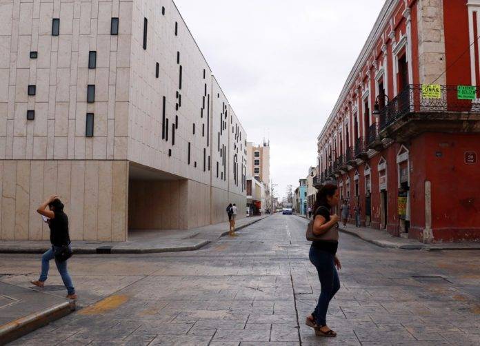 A pesar de que este día está nublado, se espera temperaturas de entre los 33 y 36 grados