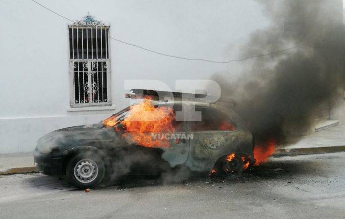 Acaba de comprar su Chevy y termina achicharrado por incendio