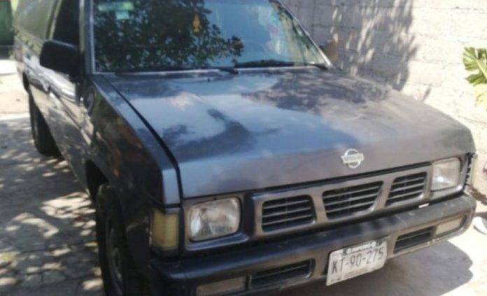 Roban carroza fúnebre con todo y muerto