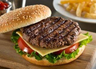 Cadena comercial venderá hamburguesa de marihuana