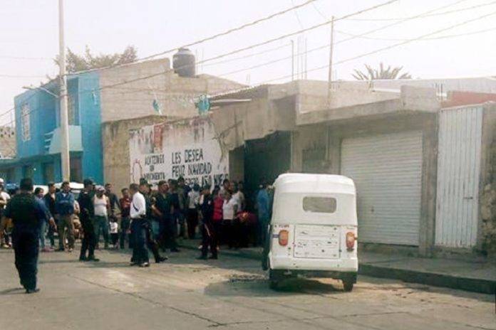 Comando armado ejecuta a comandante de la poli, a bordo de un mototaxi