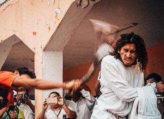 En nublada e intensa jornada, reviven la Pasión de Cristo