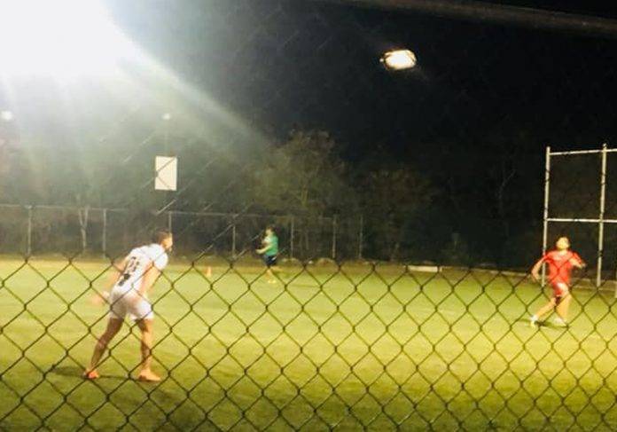 Futbolista juega su último partido en Dzan