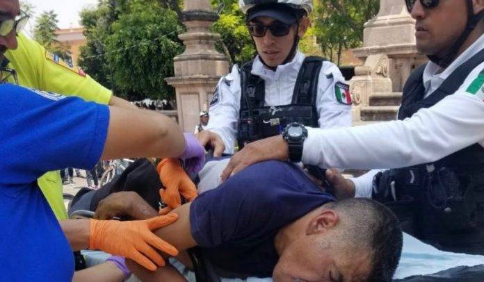Arroja ácido muriático a su hijo y ex esposa; luego intenta suicidarse