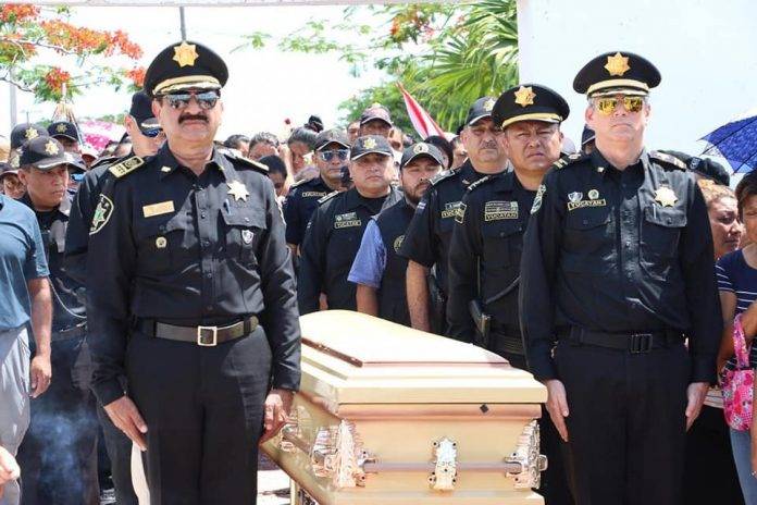Despiden a policía que falleció en un accidente