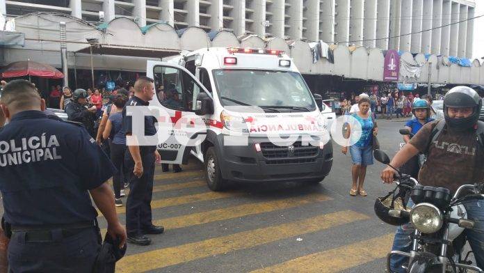 Abuelito se desploma en el San Benito