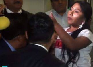 Yalitza Aparicio ‘se suena’ a la prensa (video)