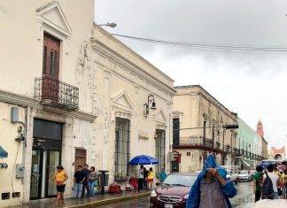 Ya llueve en este sábado, y así va a estar todo el día