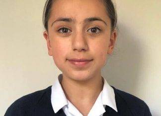 Tara, la niña con inteligencia superior al de Einstein y Hawking Niña mas inteligente que Eisntein