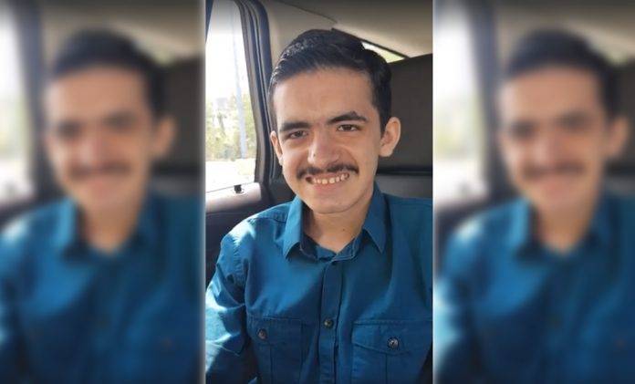 Joven con discapacidad comparte su alegría al ser contratado por Cinépolis (Video)