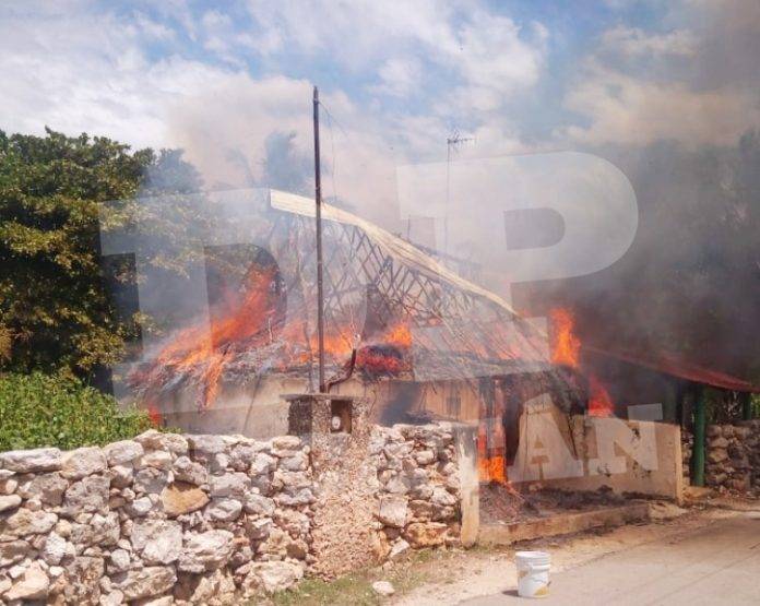 La vivienda quedó reducida a cenizas