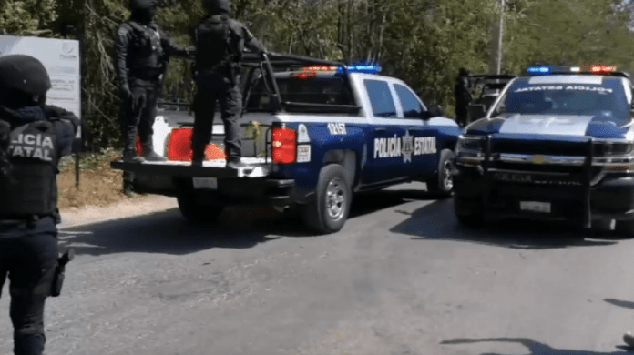 Detenidos con rifles y hasta granadas en casa de seguridad en Tulum