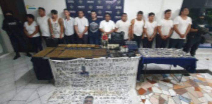 Taxista con cargamento de armas