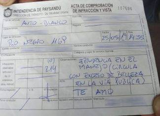 Inspector enamorado multa a mujer por exceso de belleza ¡qué lindo!