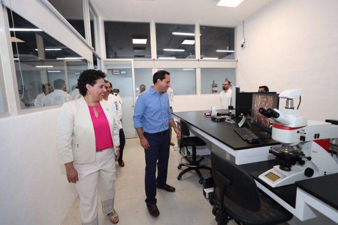 ¿Moverán el aeropuerto meridano?
