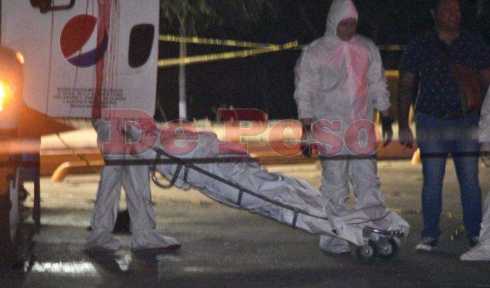 Fue a repartir los chescos y lo asesinan vilmente