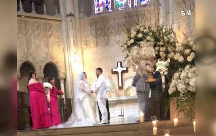 Guaruras estropean boda de La Chiquis; golpean y escupen a reporteros