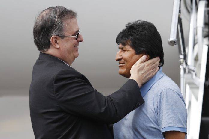 Marcelo Ebrard con Evo Morales