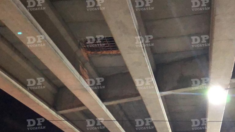 Se ‘desbarata’ puente en el Periférico de Mérida