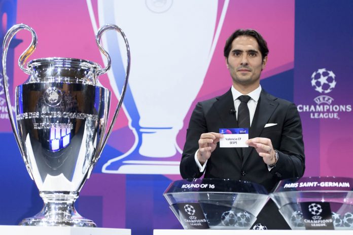 El ex internacional turco Hamit Altintop durante el sorteo