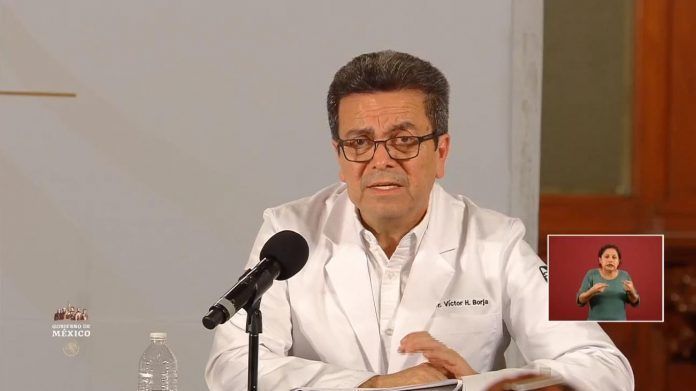 Víctor Hugo Borja Aburto, Director de prestaciones médicas del IMSS