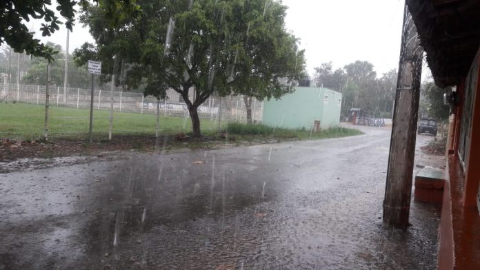 Aguacero este domingo en Tekax
