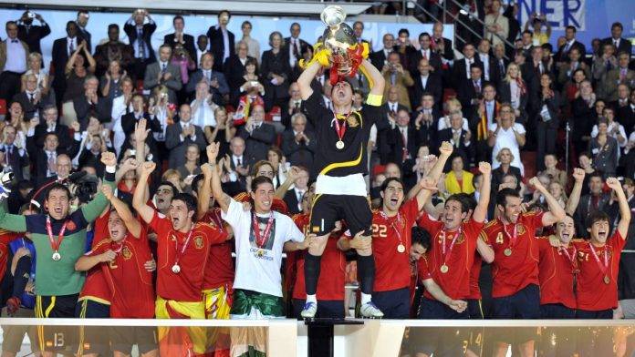 Al levantar la Copa del Mundo de 2010