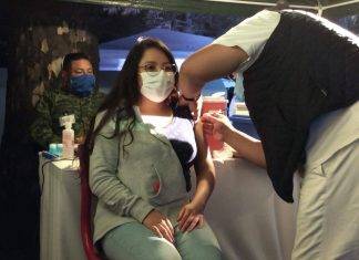 Desean farmacias y tiendas de autoservicios aplicar las vacunas anti Coronavirus