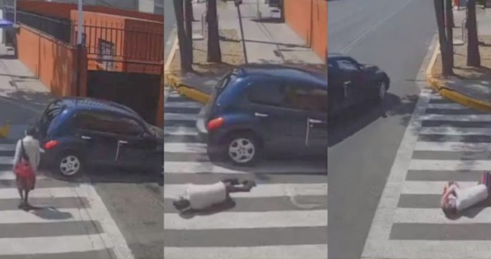 Abuelita es atropellada por auto en reversa, se dio a la fuga