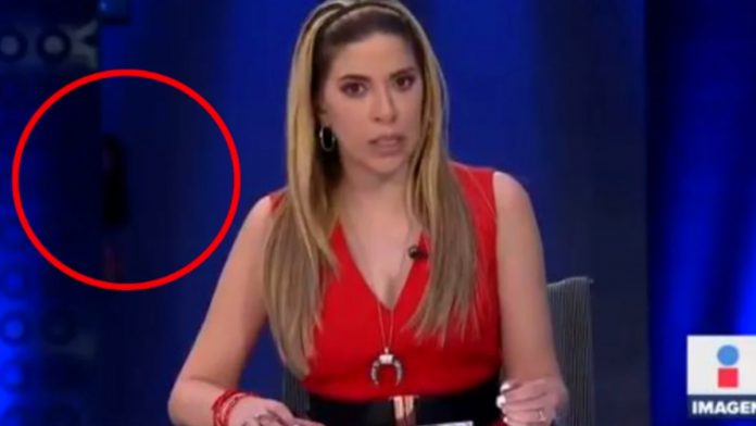 niña fantasma en Noticieron de la TV