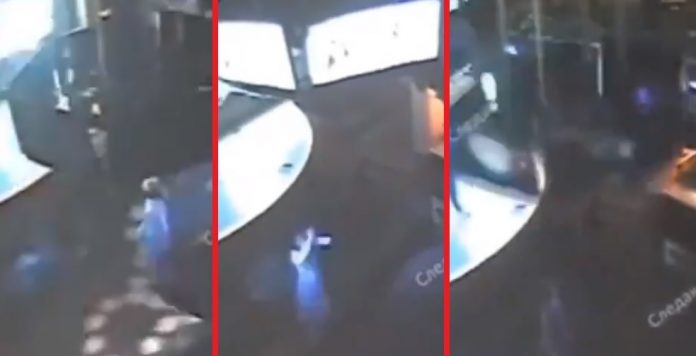 De izquierda a derecha: momentos sucesivos de la tragedia