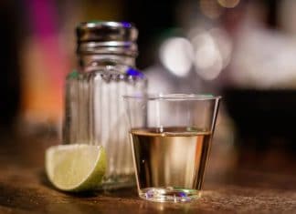 ¿Un mezcalito? Éstas son las marcas de la bebida que Profeco retirará del mercado