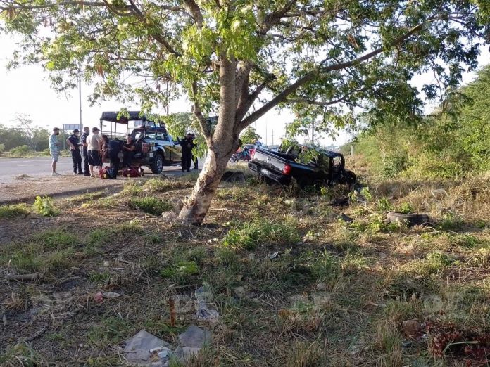 Debido a un ‘pestañazo’, este sábado por la mañana varias personas resultaron lesionadas en la carretera Mérida-Progreso