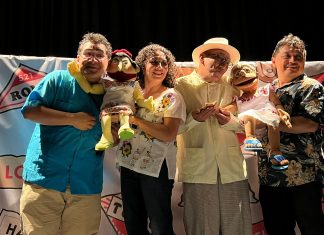 Disfruta de “Yucaturista mundial”, divertida obra con «Cuxum» y personajes de «Titeradas» Lela Oxcutzcaba, Chereke y Totoyo son solo algunos de los personajes que harán reír a los asistentes.