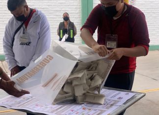 Cierran casillas y PAN y Morena se dicen ganadores de las elecciones