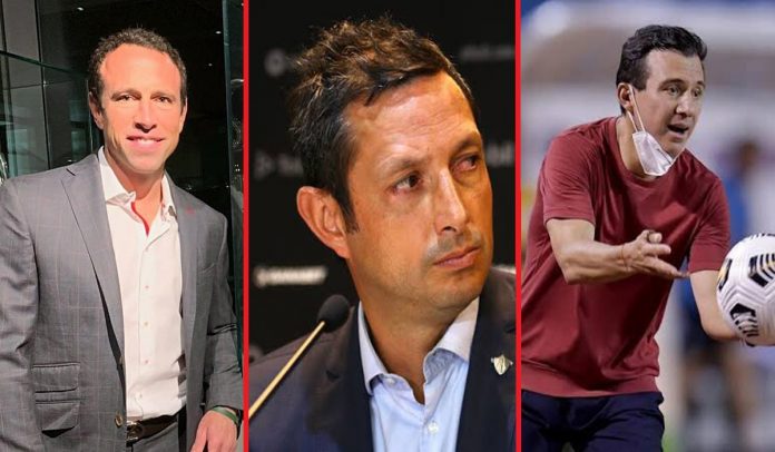 De izquierda a derecha: Gerardo Torrado, Ignacio Hierro y Luis Pérez, ya los tres cesados. De izquierda a derecha: Gerardo Torrado, Ignacio Hierro y Luis Pérez, ya los tres cesados.