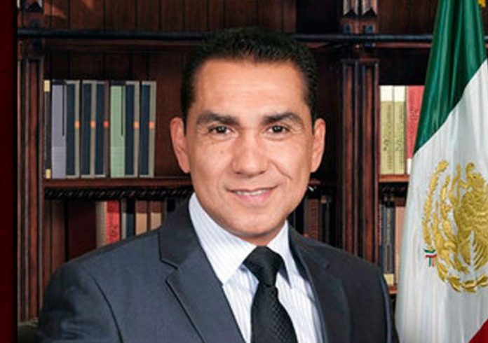 ¡Suertudo! Absuelven a ex alcalde de Iguala por la desaparición de los 43 de Ayotzinapa