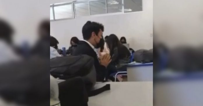 rezando