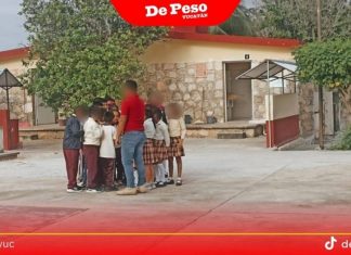 Denuncian a director de primaria de Espita por programa escolar