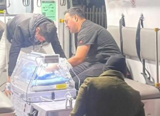 Fallece recién nacido hallado con hipotermia en contenedor de basura (VIDEO)